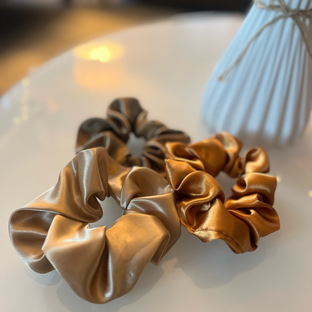 Luxurious Gold, light brown and Brown Hair Accessories